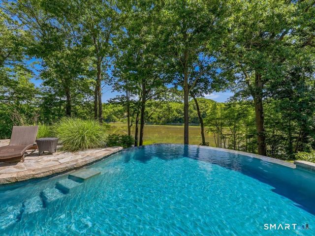 76 Sachem Head Road, Guilford, CT 06437