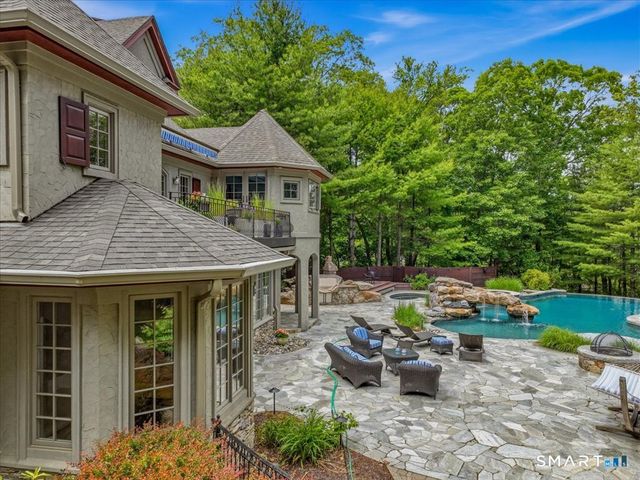 76 Sachem Head Road, Guilford, CT 06437