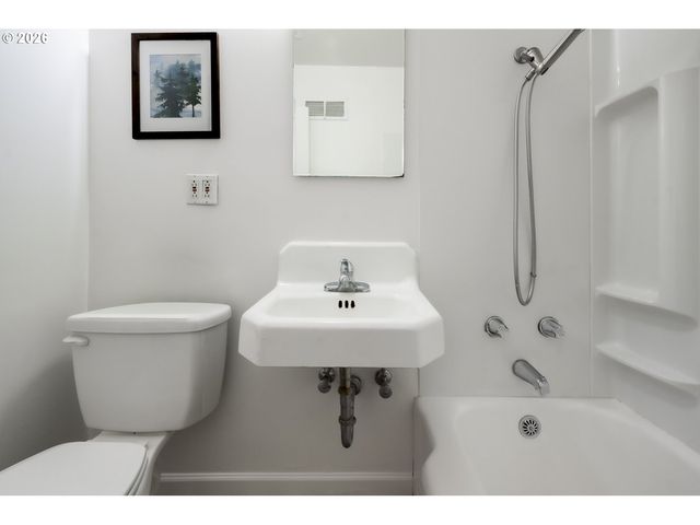 3117 Se 81ST Ave, Portland, OR 97206