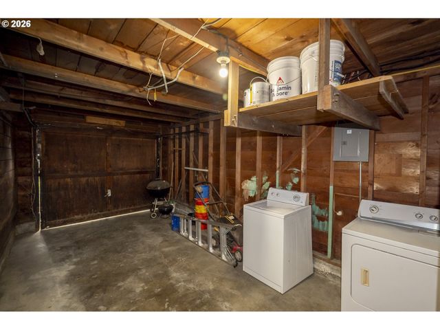 3117 Se 81ST Ave, Portland, OR 97206