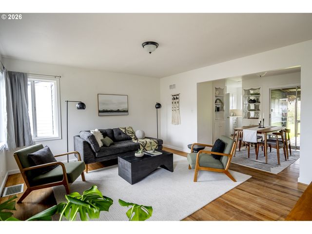 3117 Se 81ST Ave, Portland, OR 97206