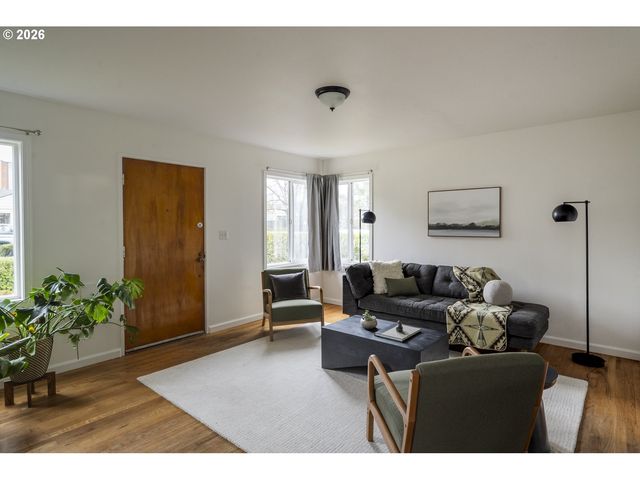 3117 Se 81ST Ave, Portland, OR 97206