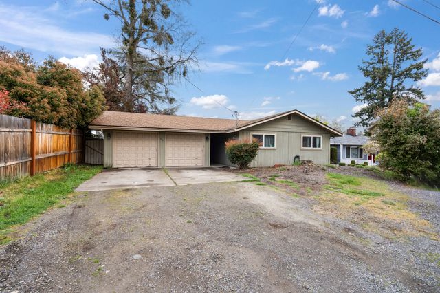 317 Highland Drive, Medford, OR 97504