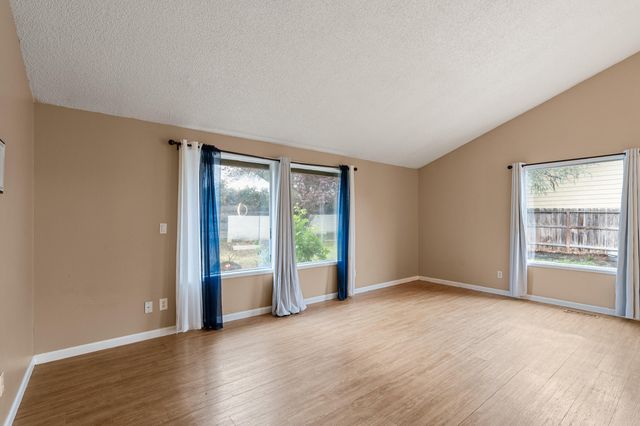 317 Highland Drive, Medford, OR 97504