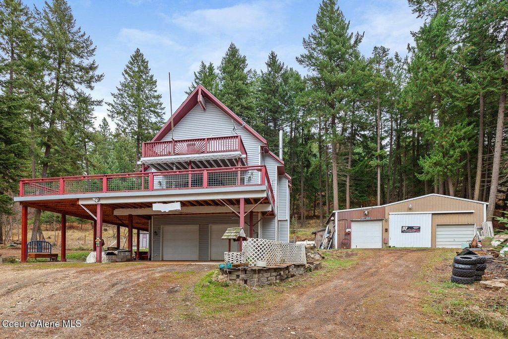 9900 S Lakeview LN, Harrison, ID 83833 photo 1