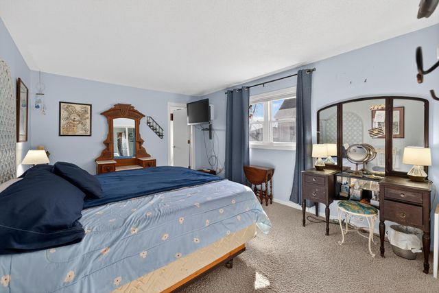 30620 Akerson Street, Lindstrom, MN 55045