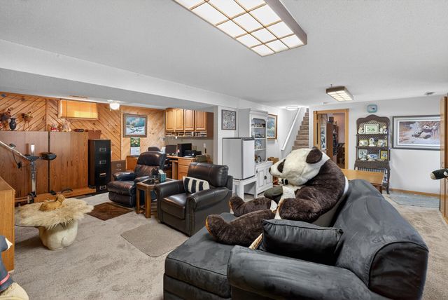 30620 Akerson Street, Lindstrom, MN 55045