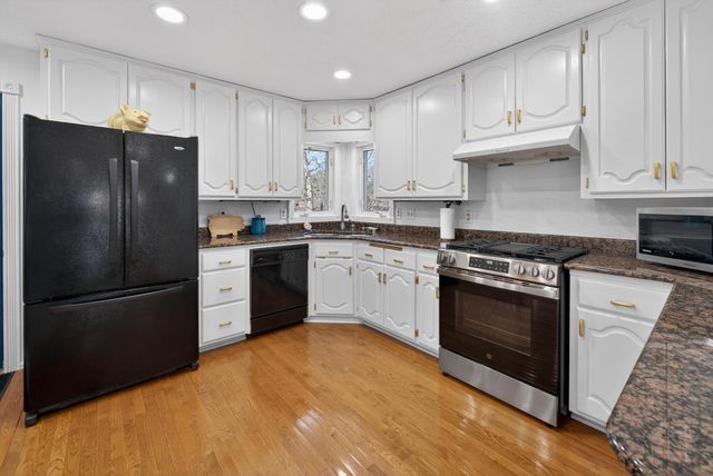 30620 Akerson Street, Lindstrom, MN 55045