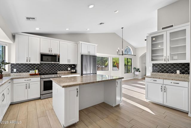 2241 E HERMOSA VISTA Drive, Mesa, AZ 85213