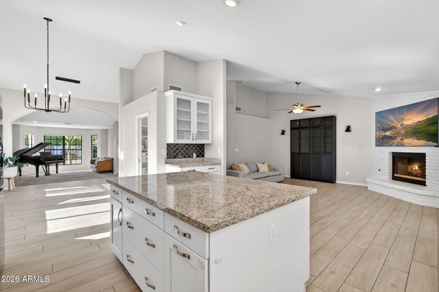 2241 E HERMOSA VISTA Drive, Mesa, AZ 85213