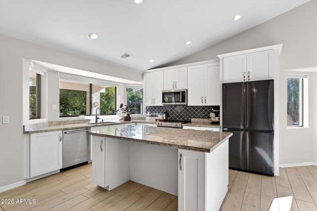 2241 E HERMOSA VISTA Drive, Mesa, AZ 85213