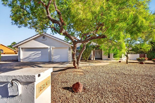 2241 E HERMOSA VISTA Drive, Mesa, AZ 85213