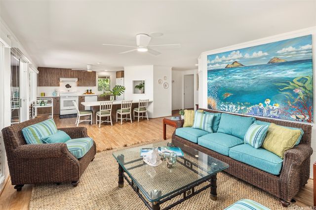 1122 Mokulua Drive, Kailua, HI 96734