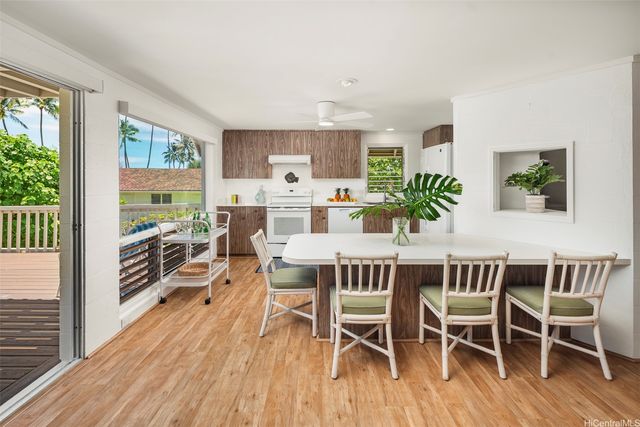 1122 Mokulua Drive, Kailua, HI 96734