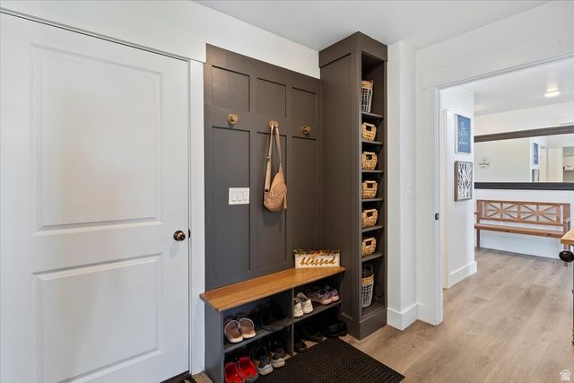 2440 W 2900 N, Farr West, UT 84404