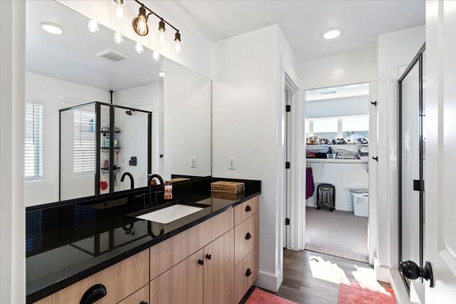 2440 W 2900 N, Farr West, UT 84404