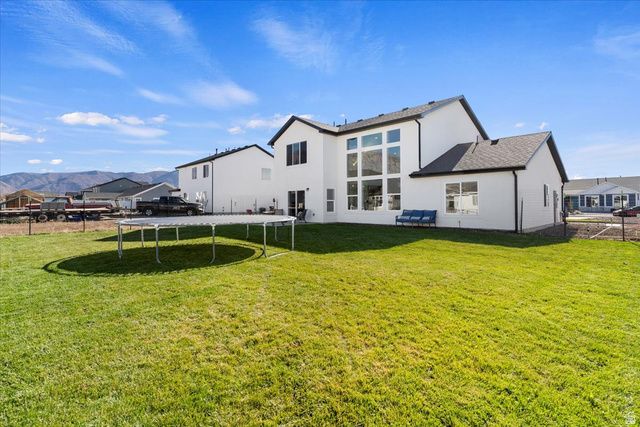 2440 W 2900 N, Farr West, UT 84404