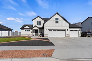 2440 W 2900 N, Farr West, UT 84404