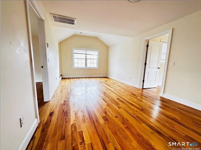 31 Brainerd Street 2, Branford, CT 06405