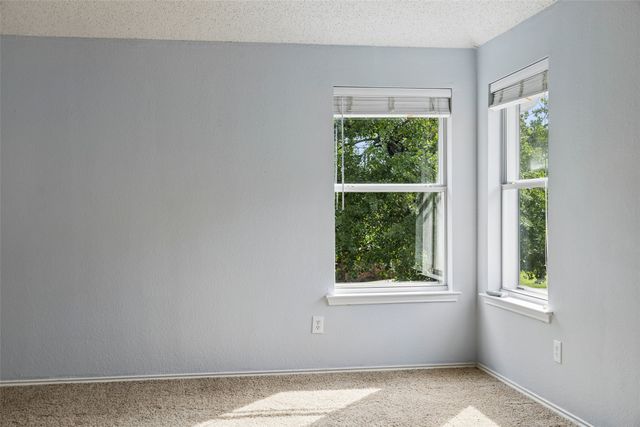 1902 Cheshire Drive, Grapevine, TX 76051
