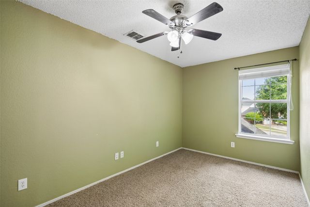 1902 Cheshire Drive, Grapevine, TX 76051