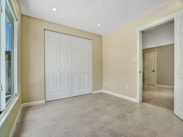 2442 Garfield Street 4, Hollywood, FL 33020