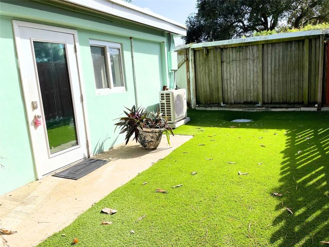 2442 Garfield Street 4, Hollywood, FL 33020