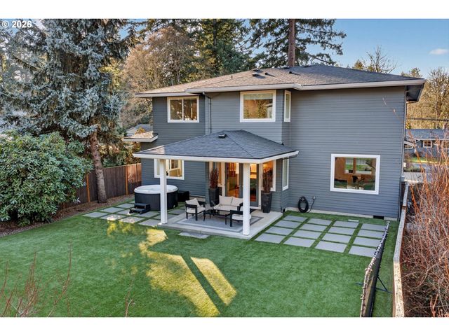 15986 PARKER Rd, Lake Oswego, OR 97035