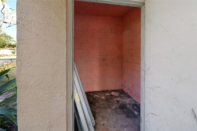 1722 NW 8th Court, Fort Lauderdale, FL 33311