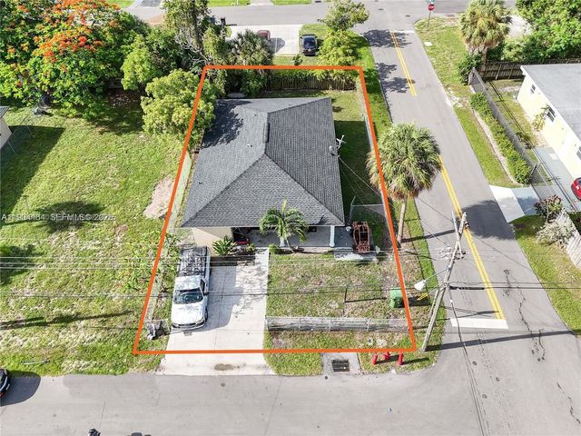 1722 NW 8th Court, Fort Lauderdale, FL 33311