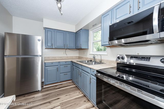309 Teringo Circle, Ocean Springs, MS 39564