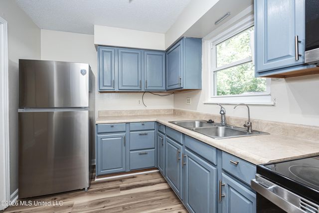 309 Teringo Circle, Ocean Springs, MS 39564