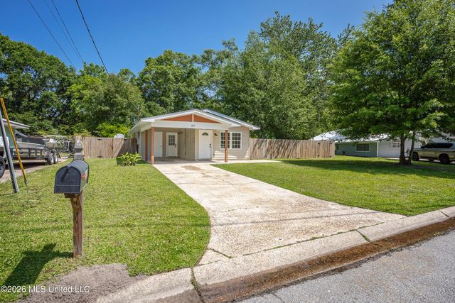 309 Teringo Circle, Ocean Springs, MS 39564