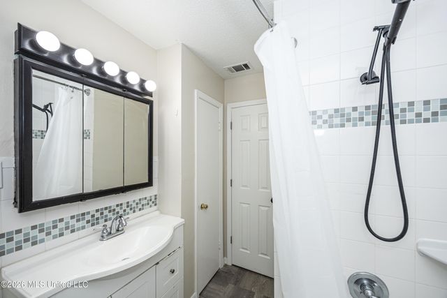 309 Teringo Circle, Ocean Springs, MS 39564