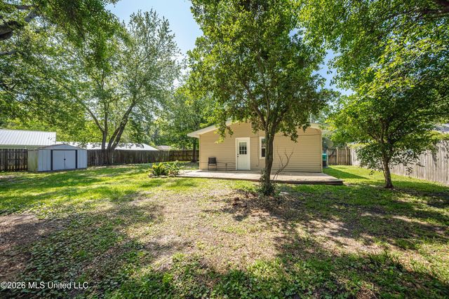 309 Teringo Circle, Ocean Springs, MS 39564