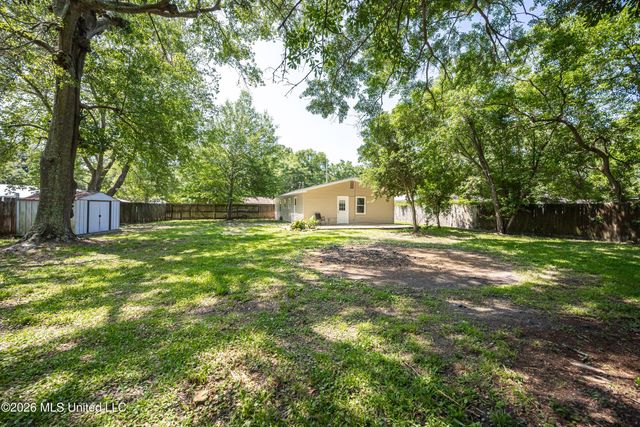 309 Teringo Circle, Ocean Springs, MS 39564