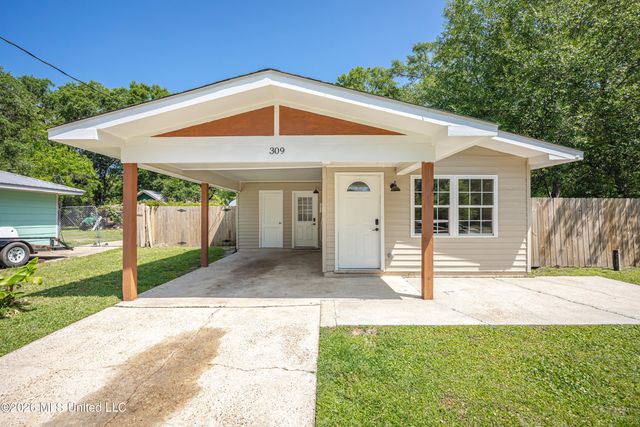 309 Teringo Circle, Ocean Springs, MS 39564
