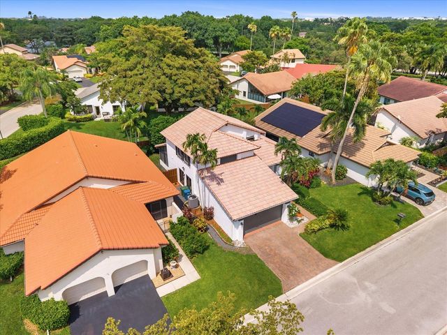 2116 Austin, Weston, FL 33326