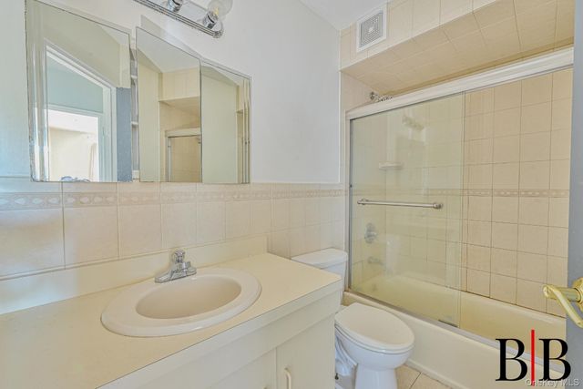 2078 Bergen Avenue, Brooklyn, NY 11234