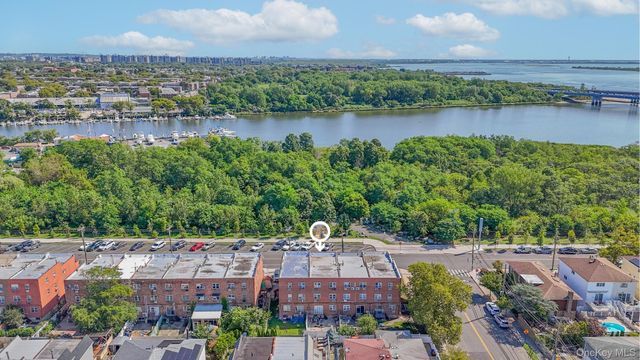 2078 Bergen Avenue, Brooklyn, NY 11234