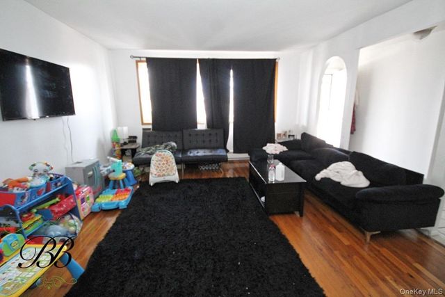 2078 Bergen Avenue, Brooklyn, NY 11234