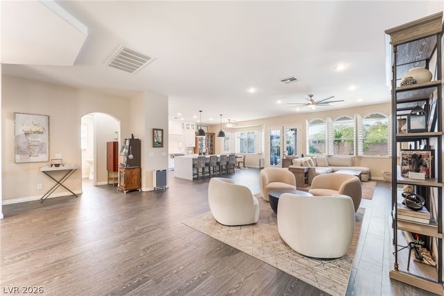 7581 Proud Meadows Street, Las Vegas, NV 89131