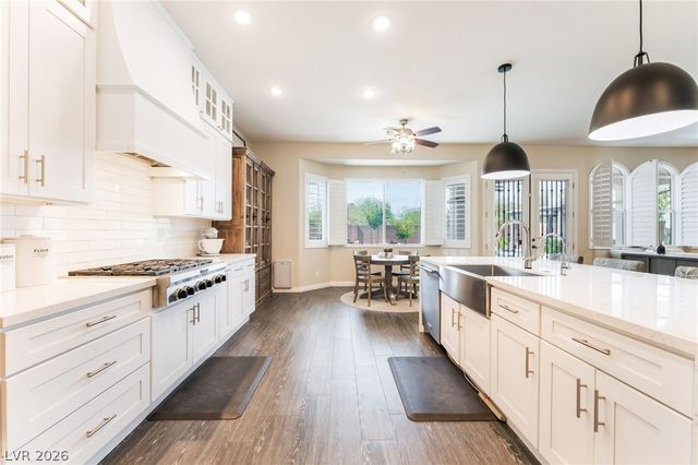 7581 Proud Meadows Street, Las Vegas, NV 89131