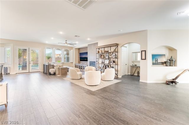 7581 Proud Meadows Street, Las Vegas, NV 89131