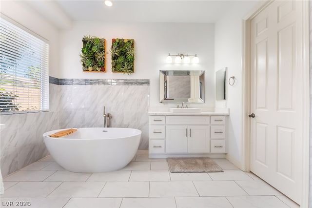 7581 Proud Meadows Street, Las Vegas, NV 89131