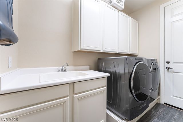 7581 Proud Meadows Street, Las Vegas, NV 89131