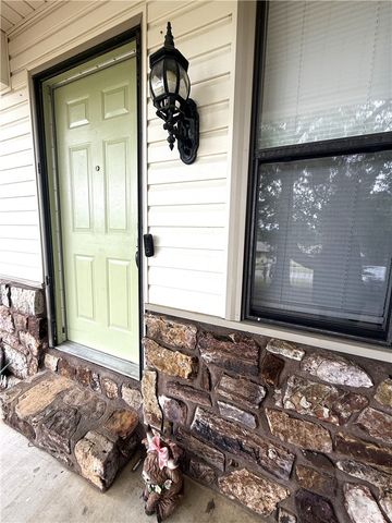 254 Hill Boulevard, London, AR 72847