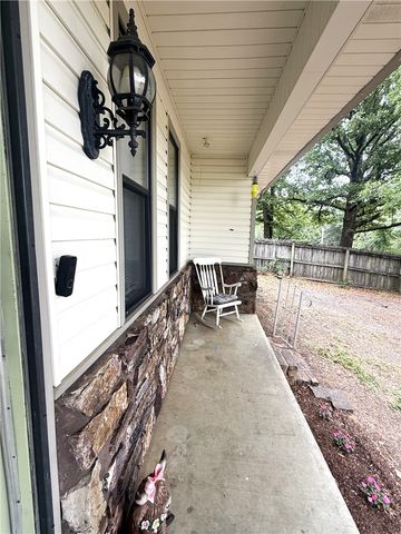 254 Hill Boulevard, London, AR 72847