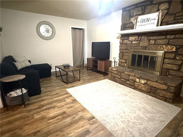 254 Hill Boulevard, London, AR 72847