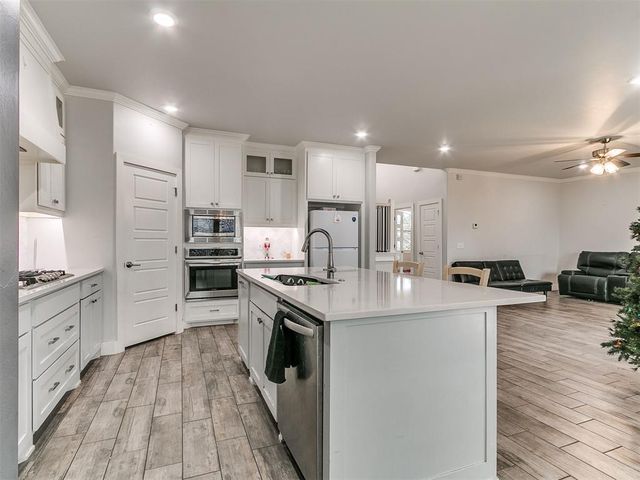 14108 Center Village Way, Piedmont, OK 73078